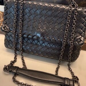 Bottega Veneta Black Woven Leather Intrecciato Olimpia